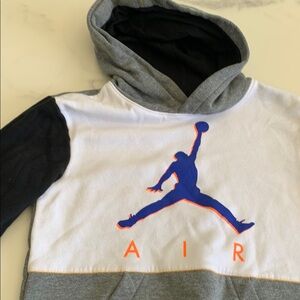 Jordan Gray and Black Sweatshirt with Iconic Jumpman